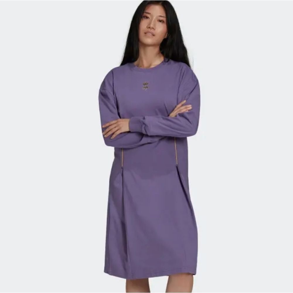 ADIDAS DRESS NEW WITH TAGS SIZE SMALL.  B15